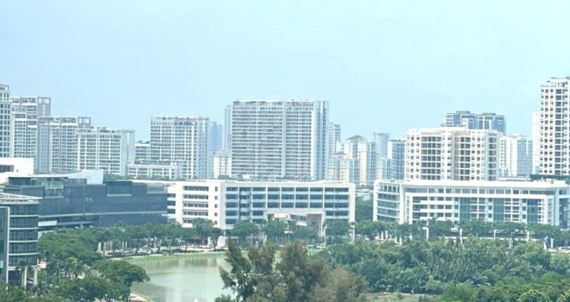 view nhin tu can ho ban 2 810x430 - Giá mua bán căn hộ 3pn diện tích 135m2 Block A Chung cư Happy Valley Quận 7 T8/2024