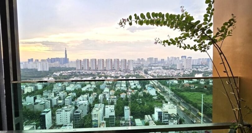 view phong khach 810x430 - Giá mua bán căn hộ 2pn Chung cư Feliz En Vista Tp. Thủ Đức T8/2024