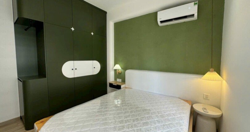 z5749466733412 1b275d96f56f0fa2418c33c77c001708 810x430 - Bán căn hộ Green View 3 phòng ngủ, 118m2 full nội thất mới giá hợp lý