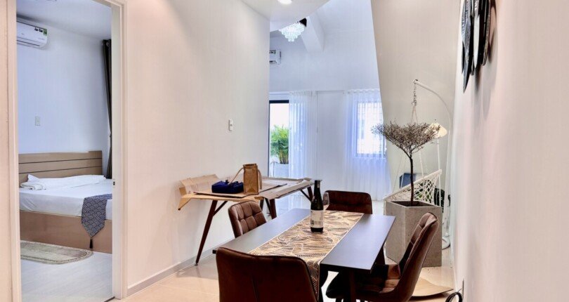 z5772031987296 fb909521ed4150e33e46b512efe66b58 810x430 - Cần bán căn hộ Duplex Hưng Vượng 3, nhà đẹp tiện ở ngay