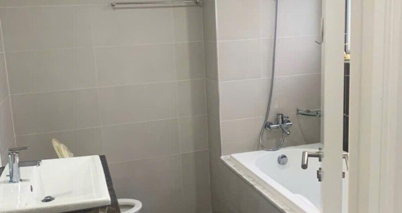 406672868 3613384105547059 2963742870496247502 n 810x430 - Cho thuê căn hộ Happy Valley, 100m2, 3PN 2WC, căn góc lầu cao full nội thất