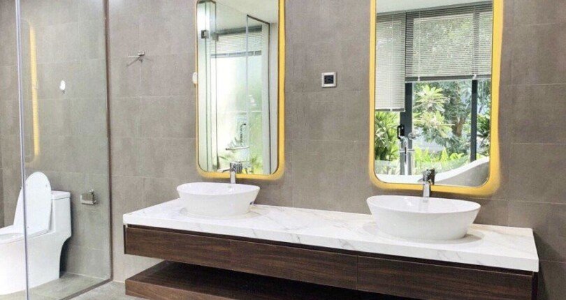 IMG 3603 810x430 - BIỆT THỰ ĐƠN LẬP HAI MẶT TIỀN – CÓ HỒ BƠI LỚN – KHU NAM THÔNG – PMH