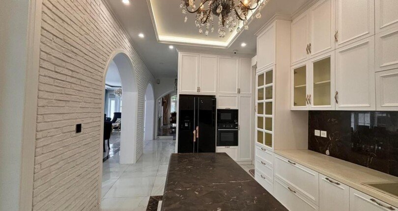 IMG 3771 810x430 - Bán biệt thự khu compound Nam Phú, Tân Thuận Đông, Quận 7 có 5 phòng ngủ gần sông