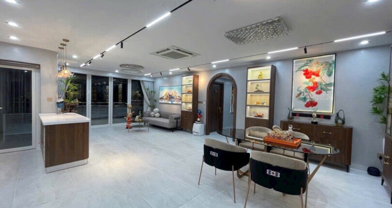 IMG 3778 810x430 - Cho thuê căn hộ Riverpark Residence Phú Mỹ Hưng siêu đẹp, siêu mới siêu xịn