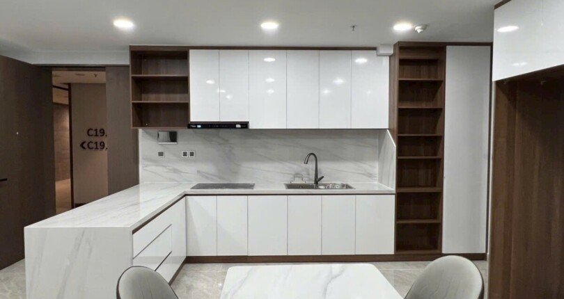 IMG 3807 810x430 - [ FOR RENT ] Cho thuê căn hộ Midotwn - M8 (The Peak ) 3 phòng ngủ giá 2400 usd