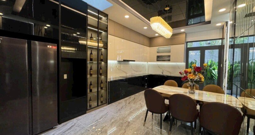 IMG 4036 810x430 - Nhà đẹp 13,5 tỷ ! Thiết kế như biệt thự Cách Phú Mỹ Hưng 100m tại KDC NAM LONG diện tích 4x20m