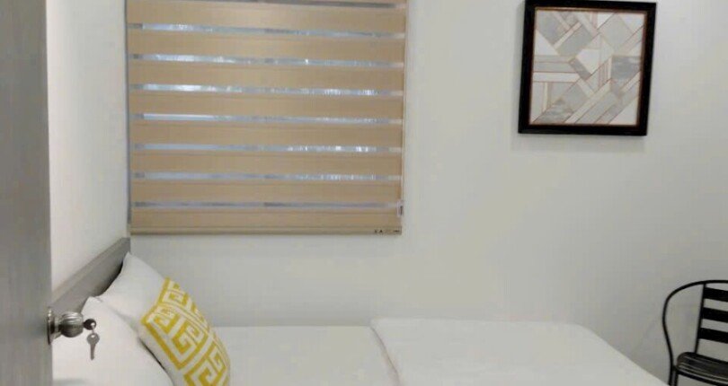 IMG 4117 810x430 - Penthouse Sky Garden cho thuê, có 5 phòng ngủ và sân vườn rộng