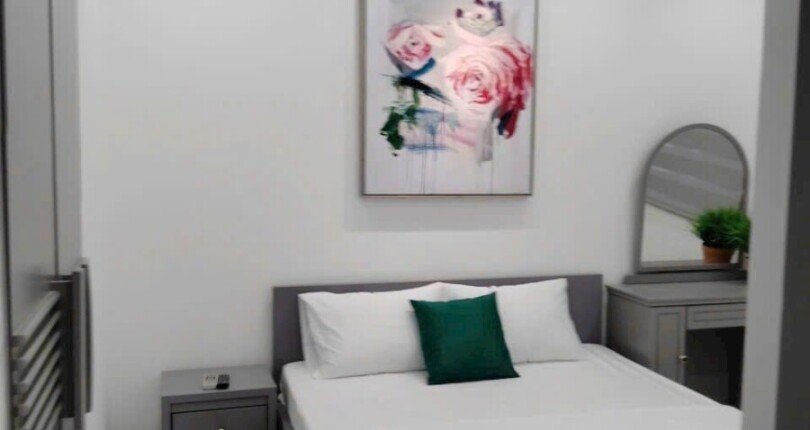 IMG 4120 810x430 - Penthouse Sky Garden cho thuê, có 5 phòng ngủ và sân vườn rộng