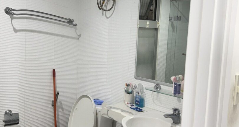 ban can ho garden court 1 3 810x430 - Cần bán căn hộ Garden Court 1. DT 144m2 Lầu Trung- 3 Phòng-2wc- Nội thất như hình kèm ô xe- Giá 12.3 Tỷ