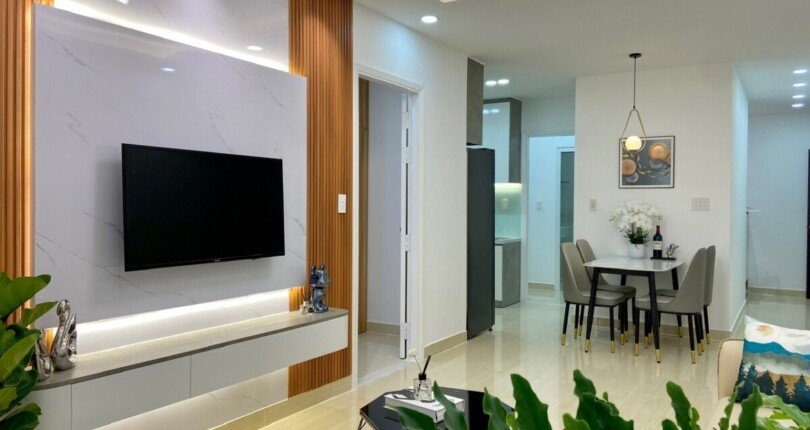 ban can ho sky garden 3 11 810x430 - Cho thuê căn hộ Sky Garden 3. DT 68m2 Nhà đẹp-Mới như hình- Đầy đủ nội thất- 2 Phòng 2wc- Giá thuê 18 Triệu/Tháng