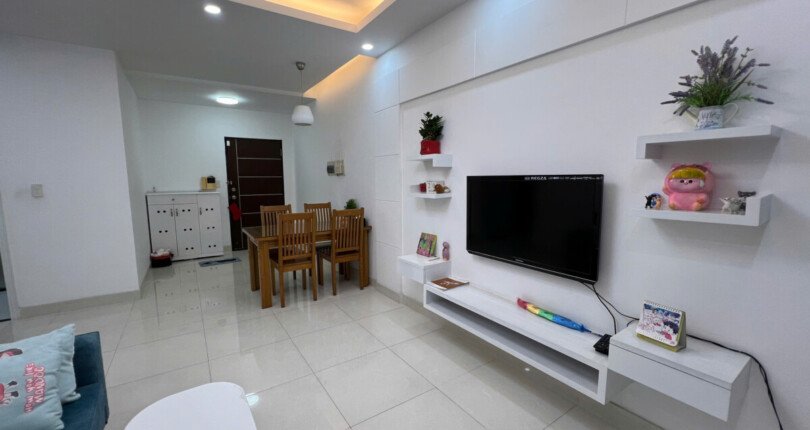 ban can ho sky garden 3 13 4 810x430 - Bán nhanh căn hộ Sky Garden 3. Căn góc diện tích 72m2 Nhà đẹp- View trực diện hồ bơi- Giá 4.450 Tỷ