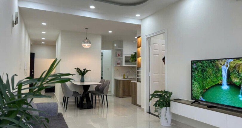 ban can ho sky garden 3 4 5 810x430 - Bán căn hộ Sky Garden 3. DT 68m2 Nhà đẹp View trực diện hồ bơi- 2pn-2wc- Giá bán 4.390 Tỷ