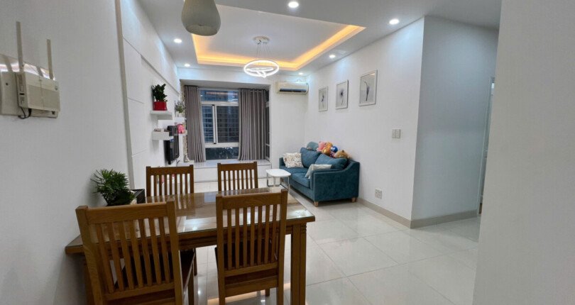 ban can ho sky garden 3 5 14 810x430 - Bán nhanh căn hộ Sky Garden 3. Căn góc diện tích 72m2 Nhà đẹp- View trực diện hồ bơi- Giá 4.450 Tỷ
