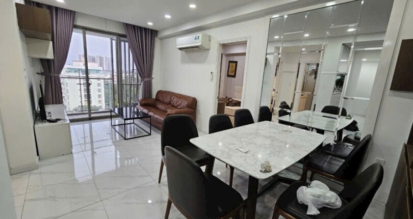 bep can ho ban 18 810x430 - Cần bán căn hộ chung cư Hưng Phúc, 78m2, giá 5.4 tỷ, đầy đủ nội thất + 01 ô đậu xe ô tô.