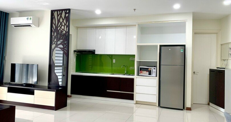 bep can ho ban 7 810x430 - Bán căn hộ chung cư Green Valley , 96m2, 02pn, giá 6 tỷ đầy đủ nội thất, nhà đẹp.