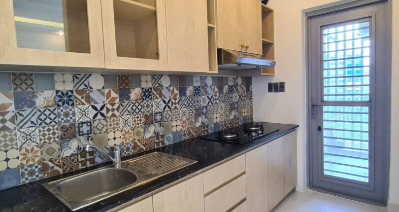 bep can ho ban 8 810x430 - Cần bán căn hộ chung cư Green Valley, 89m2, tầng trung, giá 6 tỷ + 01 ô đậu xe ô tô.