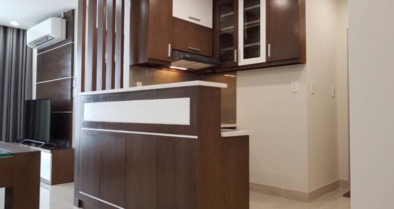 bep can ho can ban 1 810x430 - Bán căn hộ chung cư ScenicValley 1, 70m2, 02pn, giá 5 tỷ, đầy đủ nội thất, view Đông Nam.