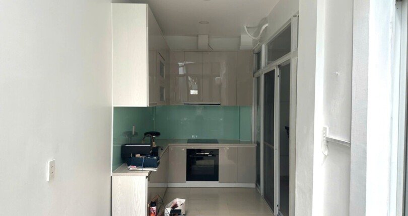 bep ngoai 810x430 - Giá mua bán nhà Biệt thự nguyên căn kiểu B1 Khu dân cư Hưng Thái 2 Quận 7 T9/2024