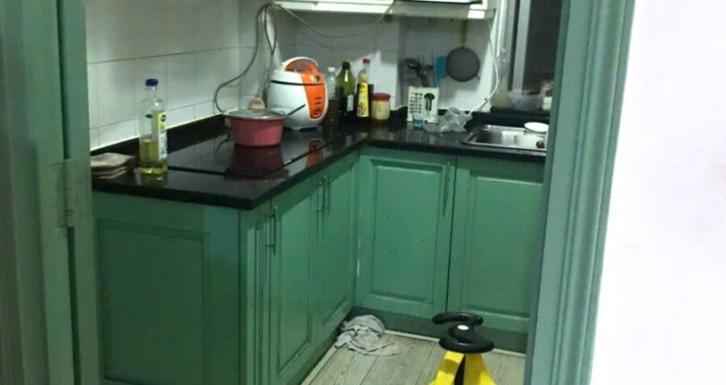 bep trong can ho ban 810x430 - Giá mua bán căn hộ 3pn Chung cư Mỹ Khánh 2a Phú Mỹ Hưng Quận 7 T9/2024