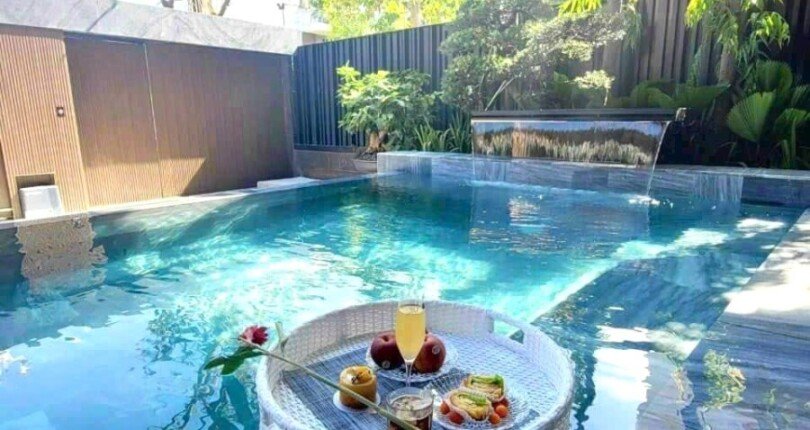 biet thu ban co ho boi rieng 810x430 - Giá mua bán nhà Biệt thự nguyên căn có hồ bơi Khu Mỹ Gia Phú Mỹ Hưng Quận 7 T10/2024