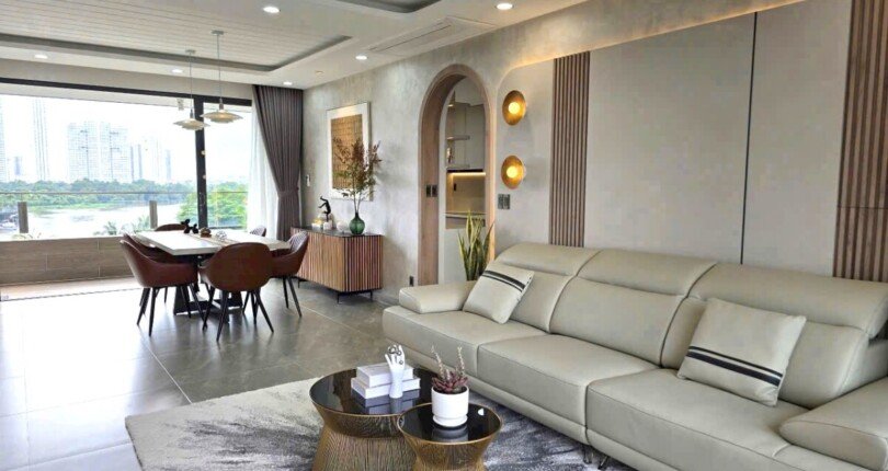 can canh phong khach can ho ban 2 810x430 - Giá mua bán căn hộ 3pn Chung cư The Panorama 3 Phú Mỹ Hưng Quận 7 T9/2024