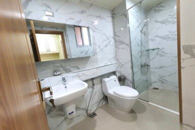 can-ho-ban-co-2-toilet-day-du-trang-thiet-bi-nhu-hinh