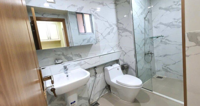 can ho ban co 2 toilet day du trang thiet bi nhu hinh 810x430 - Giá mua bán căn hộ 3pn Block D Chung cư Scenic Valley 1 Quận 7 T9/2024