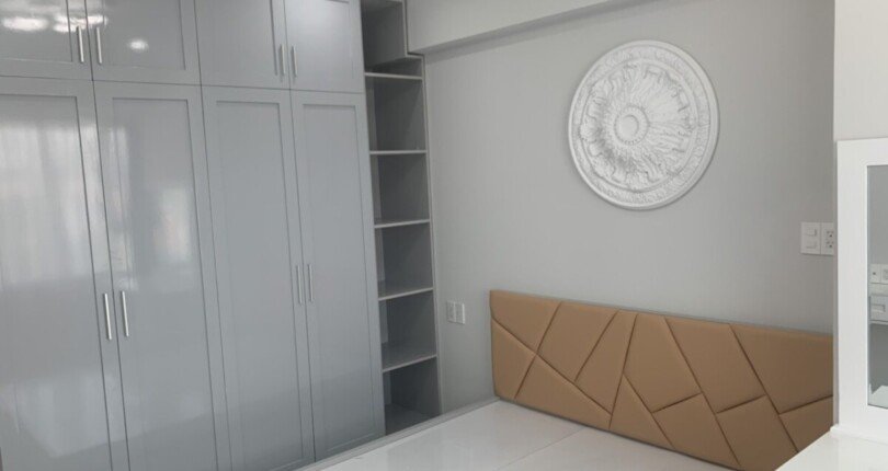 can ho co 3pn day du thiet bi noi that 810x430 - Bán gấp căn hộ 3pn chung cư Saigon South Phú Mỹ Hưng Nhà Bè T9/2024