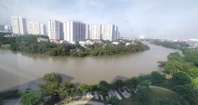can ho truc dien song 810x430 - Giá mua bán căn hộ 3pn Block C chung cư Riverpark Premier Quận 7 T10/2024