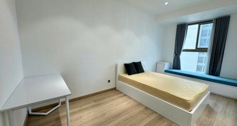 cho thue can ho midtown m7 4 810x430 - Cho thuê căn hộ Midtown Tòa M7. DT 105m2 Nhà thiết kế 3 Phòng-2wc- Nội Thất đầy đủ- Tầng sân vườn. Giá 46 Triệu/Tháng