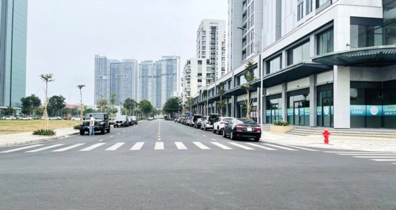 hinh anh duong so 10 phuong tan phu quan 7 810x430 - Giá mua bán Shophouse Đường số 10 Khu dân cư Cardinal Court Phú Mỹ Hưng Quận 7 T9/2024
