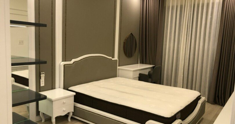 hinh anh phong ngu can ho ban 2 810x430 - Bán căn hộ tầng sân vườn, chung cư Scenic Valley 1, diện tích 133m2, giá 9.8 tỷ , nhà đang có hdt 1.700usd/tháng.