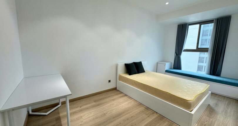 hinh anh phong ngu can ho cxan cho thue 810x430 - Cho thuê căn hộ chung cư Midtown The Signature, 03pn, giá 46tr/tháng, căn góc, nhà đẹp.