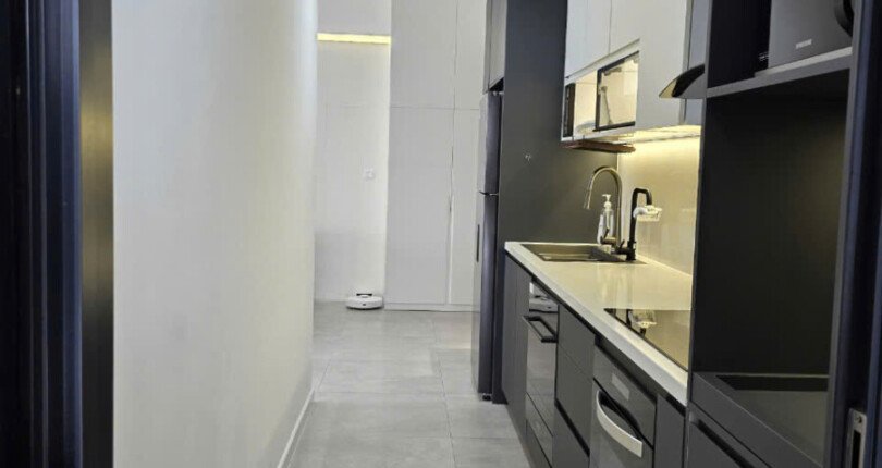 khong gian bep rong rai 4 810x430 - Giá cho thuê căn hộ 2pn Block A Chung cư The Antonia Phú Mỹ Hưng Quận 7 T9/2024