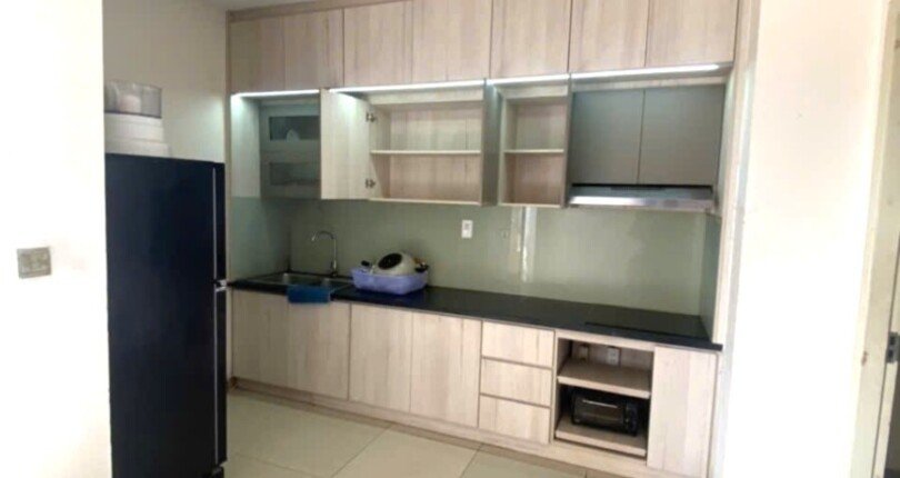 khong gian bep rong rai 5 810x430 - Giá mua bán căn hộ 2pn Block B Chung cư The Era Town Quận 7 T9/2024