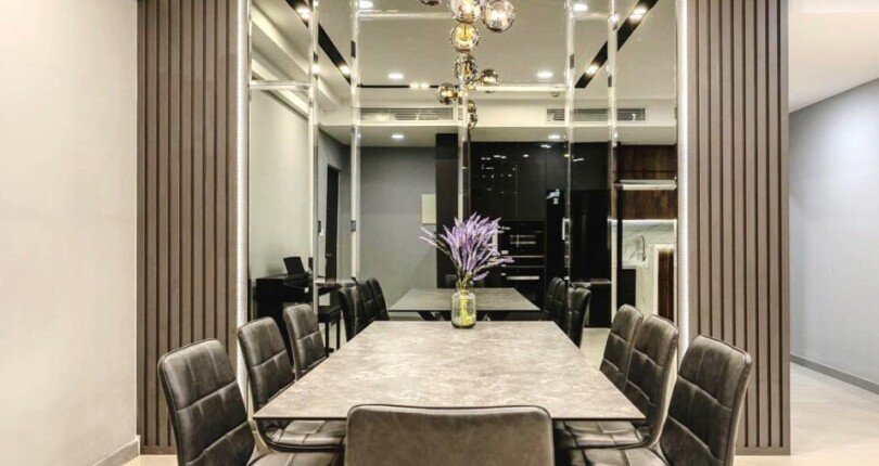 khong gian phong an sang trong 1 810x430 - Giá mua bán căn hộ 3pn Block C chung cư Riverpark Premier Quận 7 T10/2024