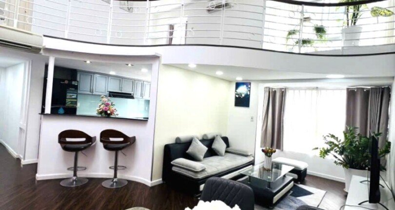 khong gian phong khach sang trong 810x430 - Giá mua bán căn hộ Duplex tòa tháp 1b Chung cư Sky Garden 1 Quận 7 T9/2024