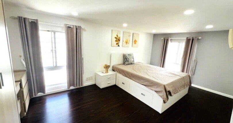 khong gian phong ngu master rong rai 810x430 - Giá mua bán căn hộ Duplex tòa tháp 1b Chung cư Sky Garden 1 Quận 7 T9/2024