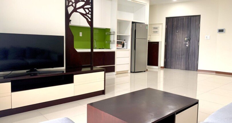 phong khach can ho ban 23 810x430 - Bán căn hộ chung cư Green Valley , 96m2, 02pn, giá 6 tỷ đầy đủ nội thất, nhà đẹp.