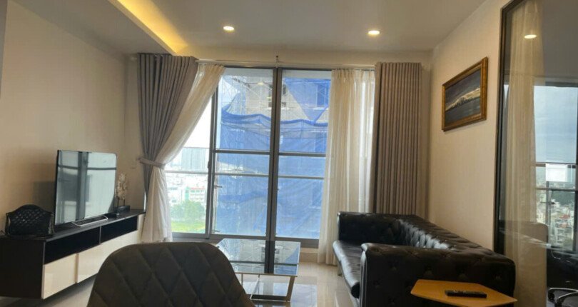 phong khach can ho ban 27 810x430 - Cần bán căn hộ chung cư Green Valley, 89m2, tầng trung, giá 6 tỷ + 01 ô đậu xe ô tô,nhà đang có hợp đồng thuê.