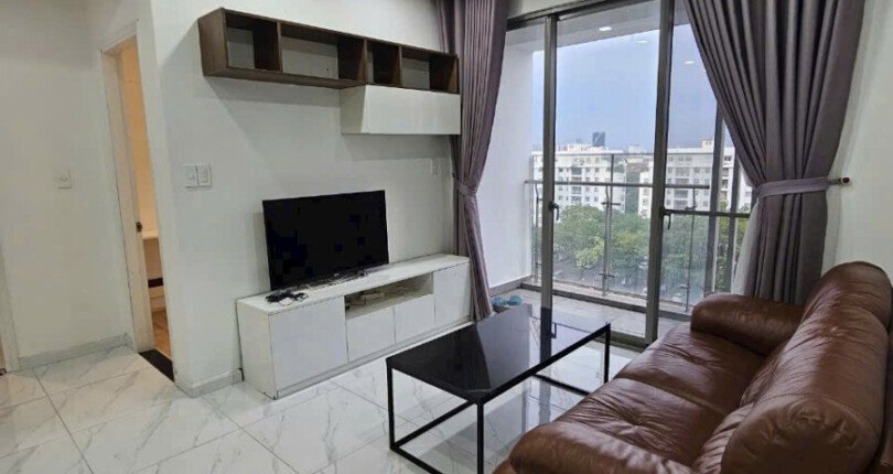 phong khach can ho ban 43 810x430 - Cần bán căn hộ chung cư Hưng Phúc, 78m2, giá 5.4 tỷ, đầy đủ nội thất + 01 ô đậu xe ô tô.