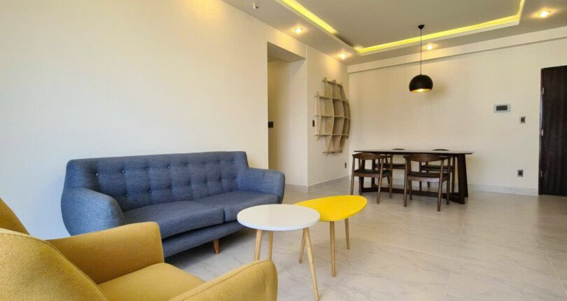 phong khach can ho can ban gap 810x430 - Cần bán căn hộ chung cư Green Valley, 89m2, tầng trung, giá 6 tỷ + 01 ô đậu xe ô tô.