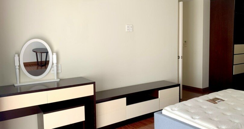 phong ngu can ho ban 17 810x430 - Bán căn hộ chung cư Green Valley , 96m2, 02pn, giá 6 tỷ đầy đủ nội thất, nhà đẹp.