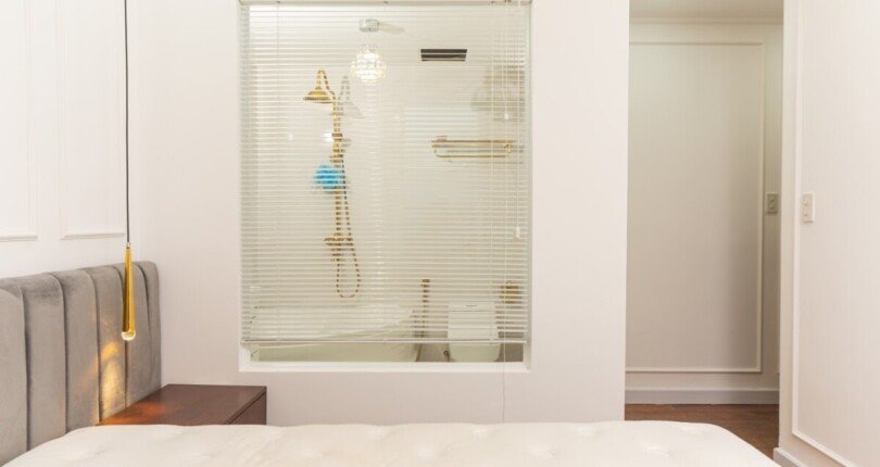 phong ngu can ho ban 5 810x430 - Bán căn hộ 101m2, chung cư Scenic Valley 1, giá 7.2 tỷ, nội thất cao cấp, view hồ bơi.