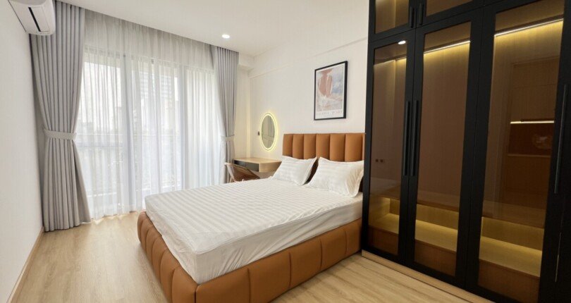 phong ngu can ho can ban 11 810x430 - Bán căn duplex chung cư Scenic Valley 2, 155m2, giá 8 tỷ, nội thất đầy đủ, nhà đẹp.