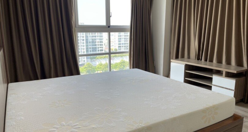 phong ngu lon 810x430 - Giá mua bán căn hộ 4 phòng ngủ Khu R18 Chung cư Happy Valley Quận 7 T9/2024