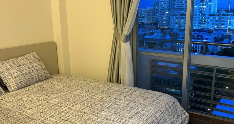 phong ngu nho 7 810x430 - Giá mua bán căn hộ 3 phòng ngủ block A Chung cư Park View Phú Mỹ Hưng Quận 7 T9/2024