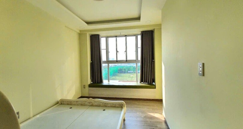 phong ngu trong can ho ban 810x430 - Giá mua bán căn hộ 3pn Block D Chung cư Scenic Valley 1 Quận 7 T9/2024