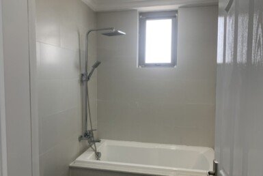 toilet-co-bon-tam-nam