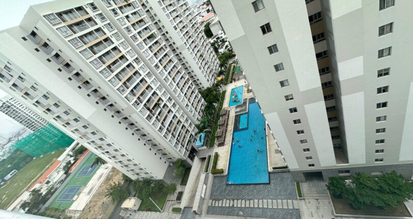 view can ho ban 810x430 - Bán căn hộ chung cư Scenic Valley 1, 03pn, giá 7 tỷ, đầy đủ nội thất, xem nhà dễ.